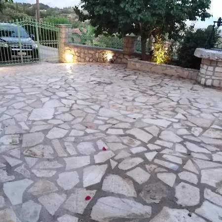 Regina Tatil Evi *