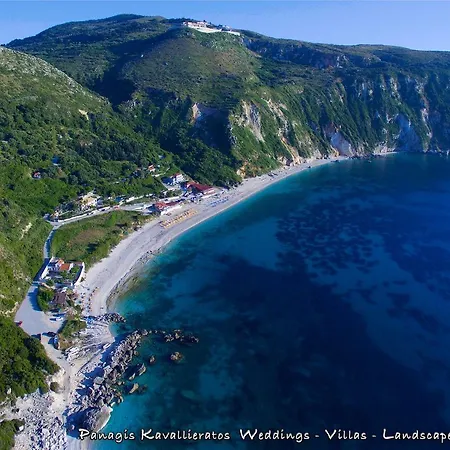 Regina * Kondoyenádha